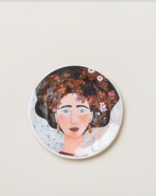 Woman Plate Brown Hair