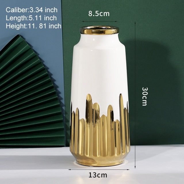 Luxurious Gilded Ceramic Vase - Annizon Home Essentials